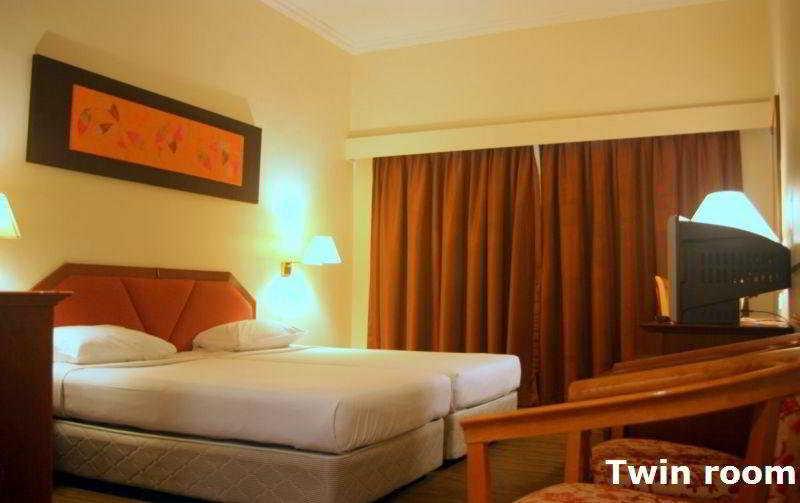 Hotel 81 Tristar Singapura Exterior foto